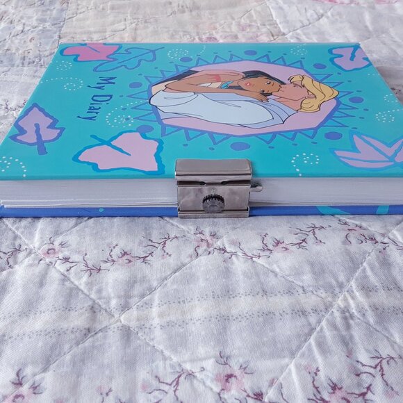 Rare Vintage 90s Hallmark Disney's Pocahontas Lock Diary - Picture 4 of 10